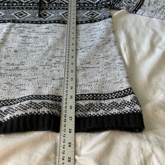 GUILTY Women's Gray/Black Nordic Acrylic Long Sleeve Lightweight Sweater Medium - Picture 12 of 14